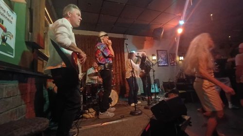 After dinner, Saturday night ended up with music